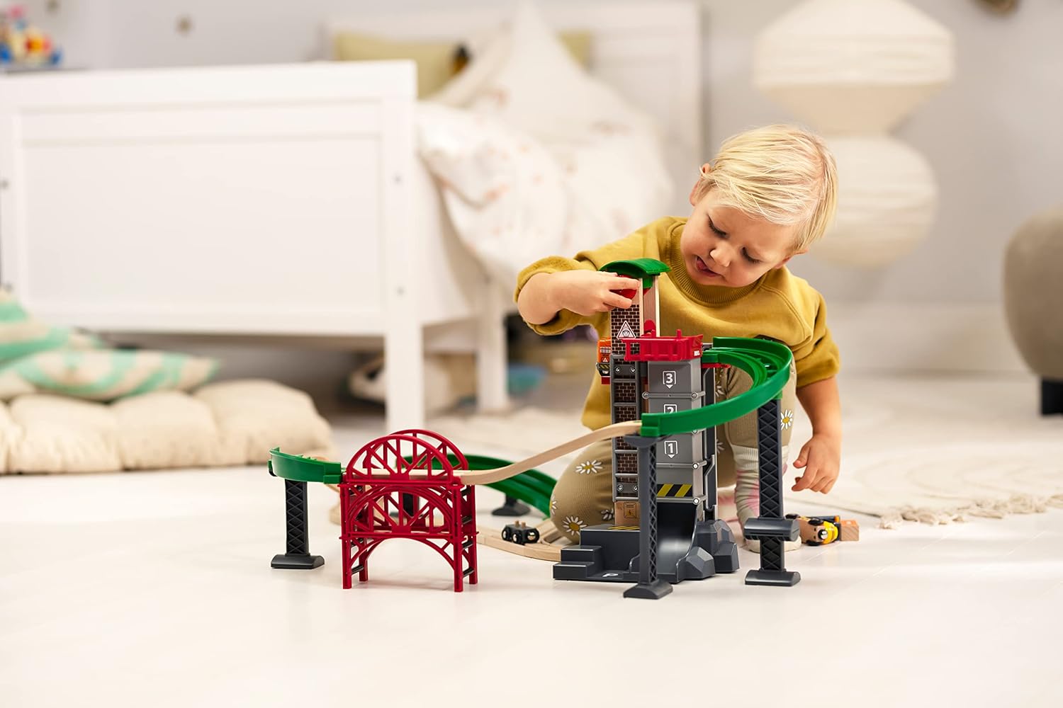 Brio Lift & Load Warehouse Set