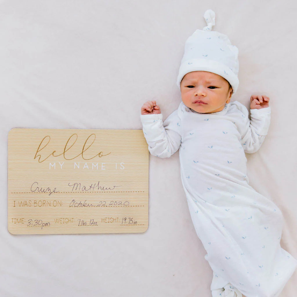 Fill In Baby Arrival Milestone Photo Prop